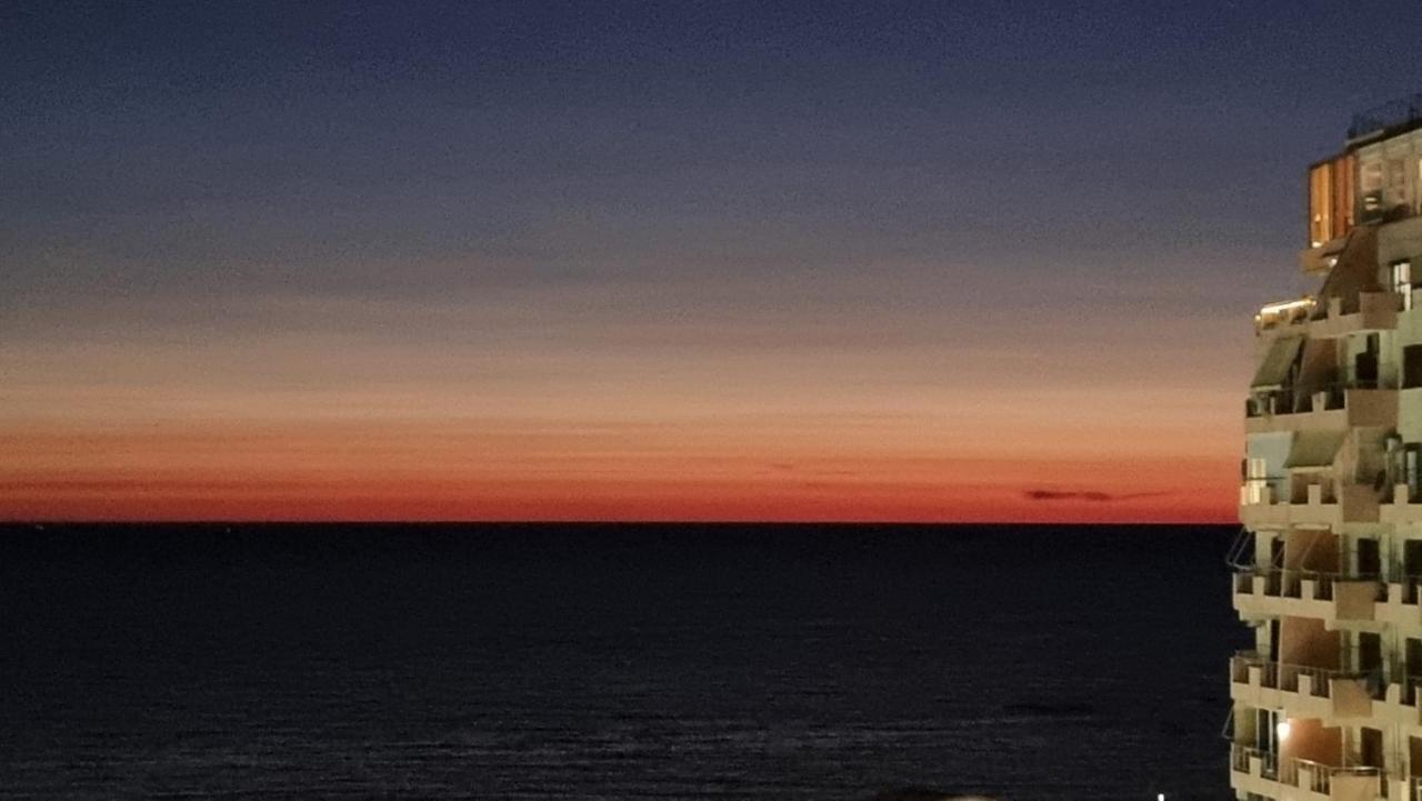 Sunset Seaview Apartment Дуррес Екстер'єр фото