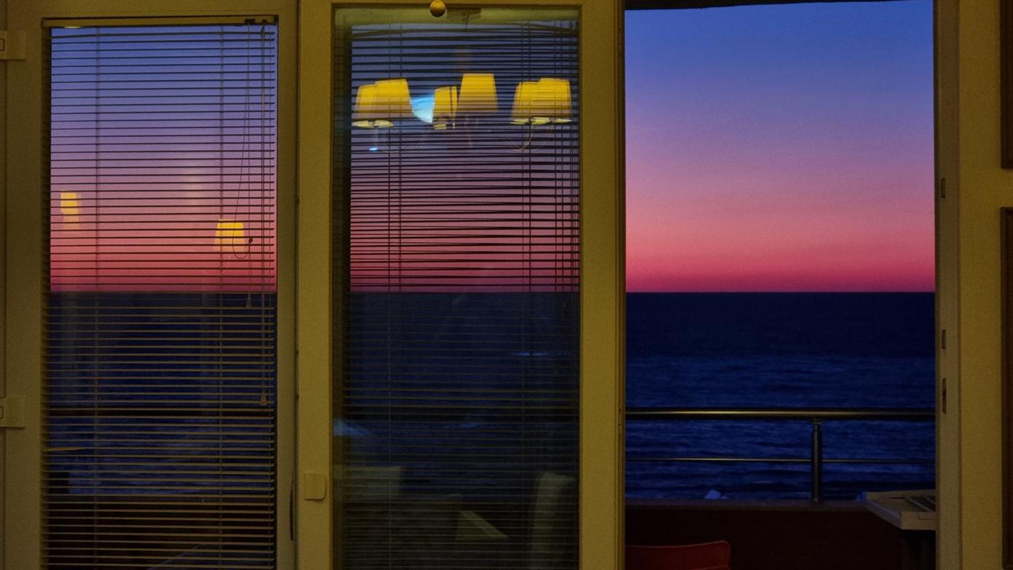 Sunset Seaview Apartment Дуррес Екстер'єр фото